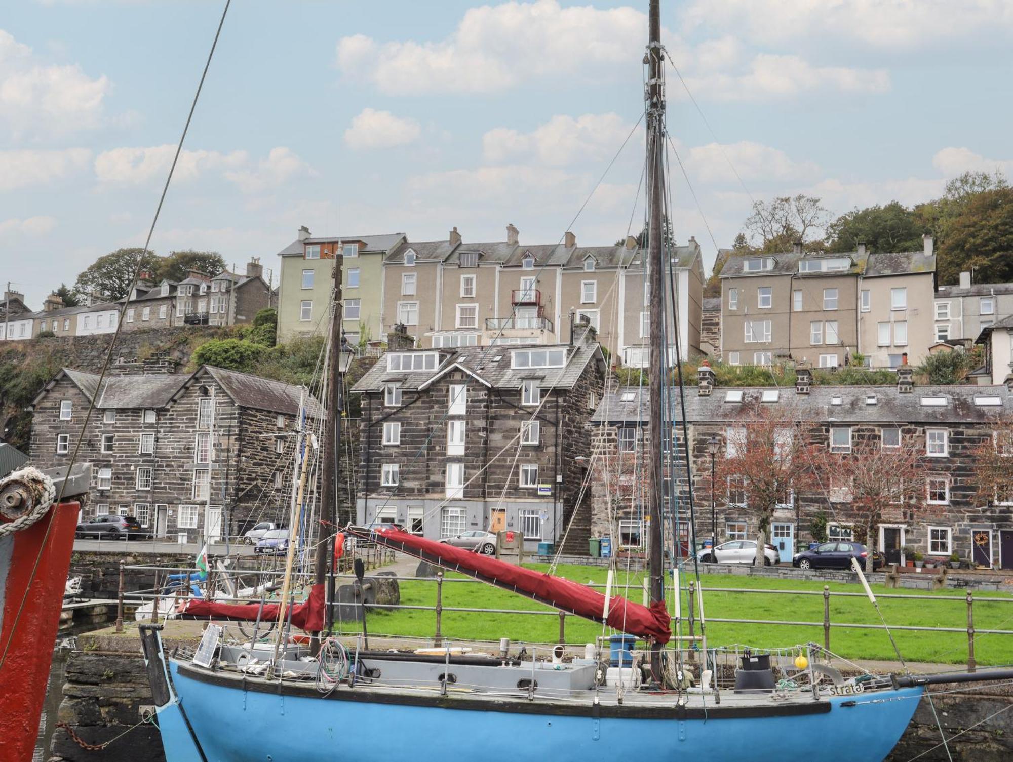 Ferienwohnung Cornhill Courtyard Porthmadog Exterior foto